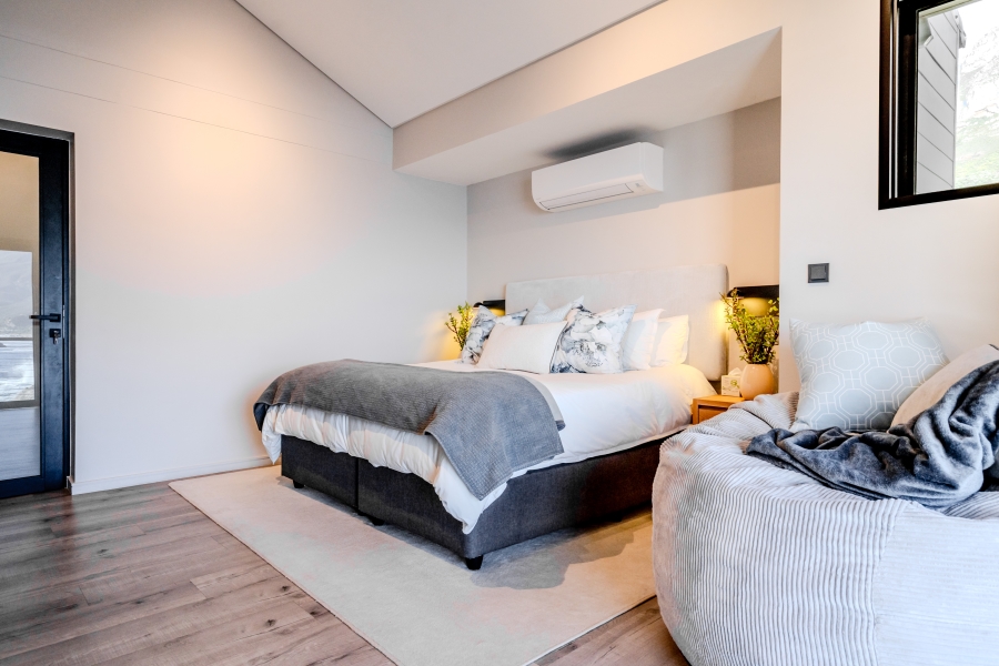 5 Bedroom Property for Sale in Camps Bay Western Cape